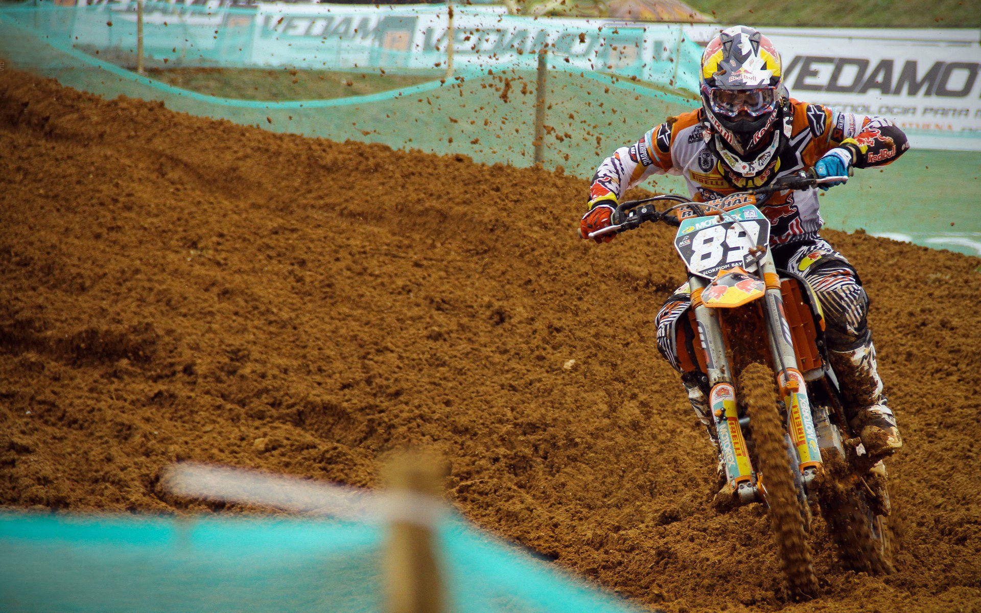 F1粉丝专享:赛场互动现场花絮,f1 official