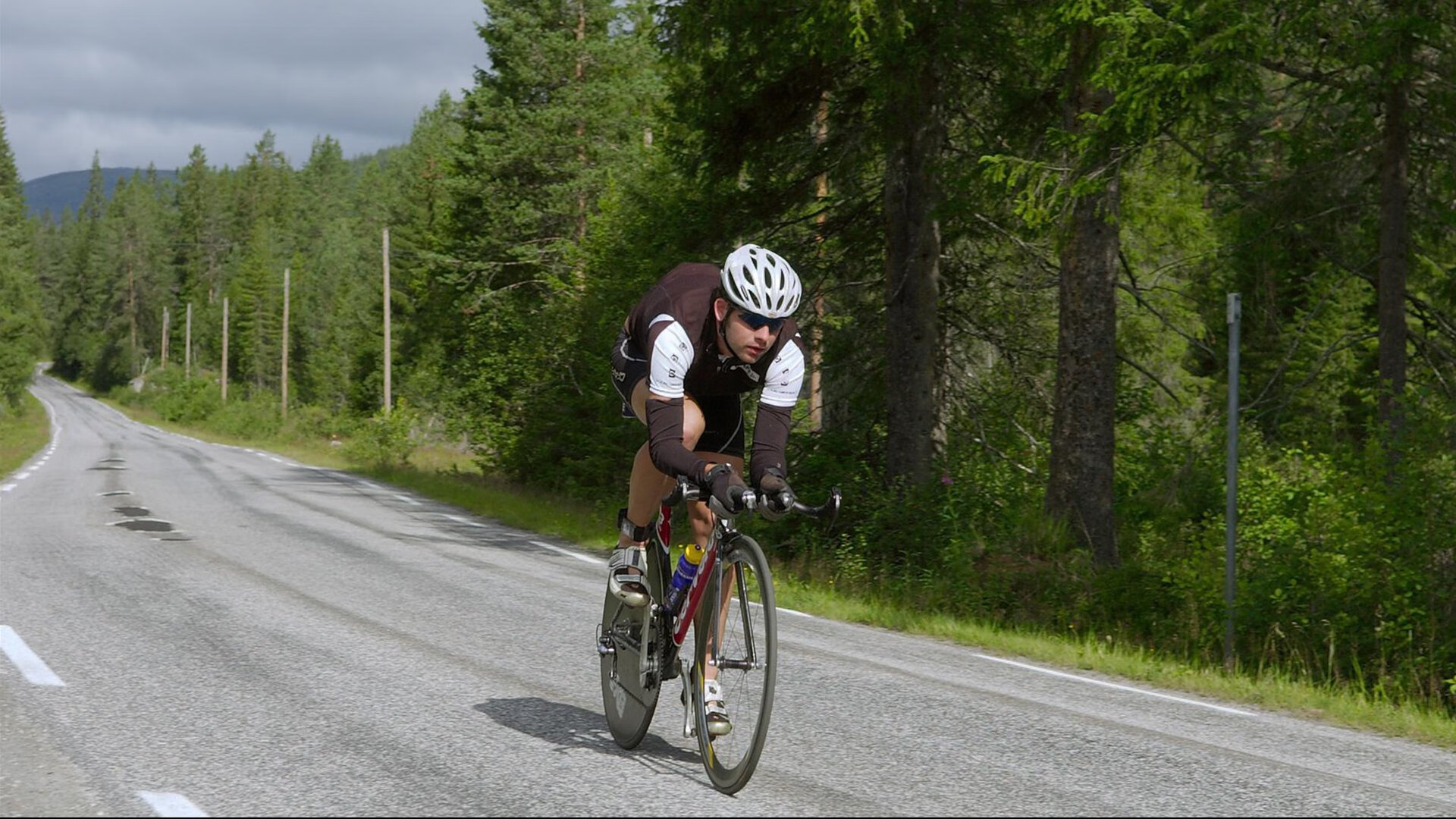 挪威队击败拉脱维亚,积分榜上升至第三,挪威球队最近比赛